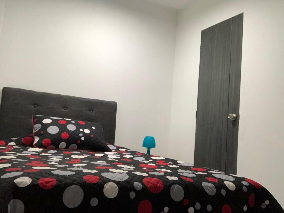 Aloha Hostel ボゴタ エクステリア 写真